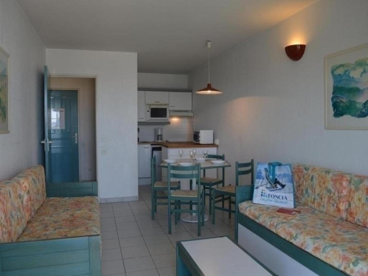 Frejus: Appt 2P, 5 Pers, Piscine, Plage A 150M, Parking, Animaux Ok - Fr-1-226A-357 Exterior foto
